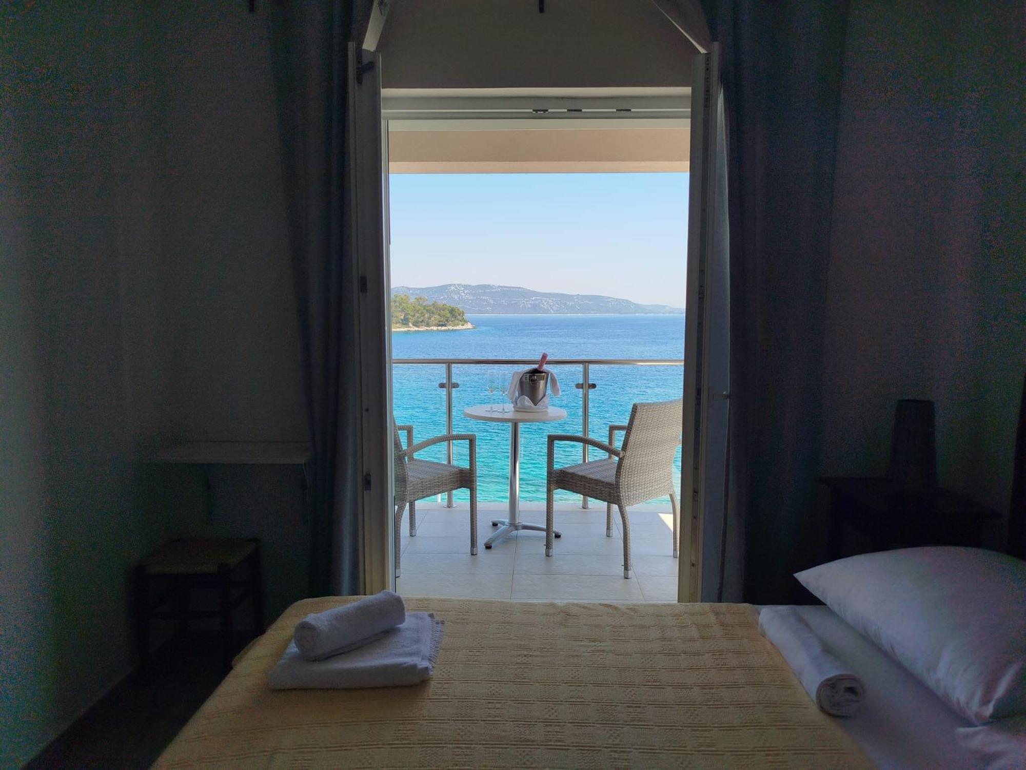 Villa Cortes Мали Иж Экстерьер фото