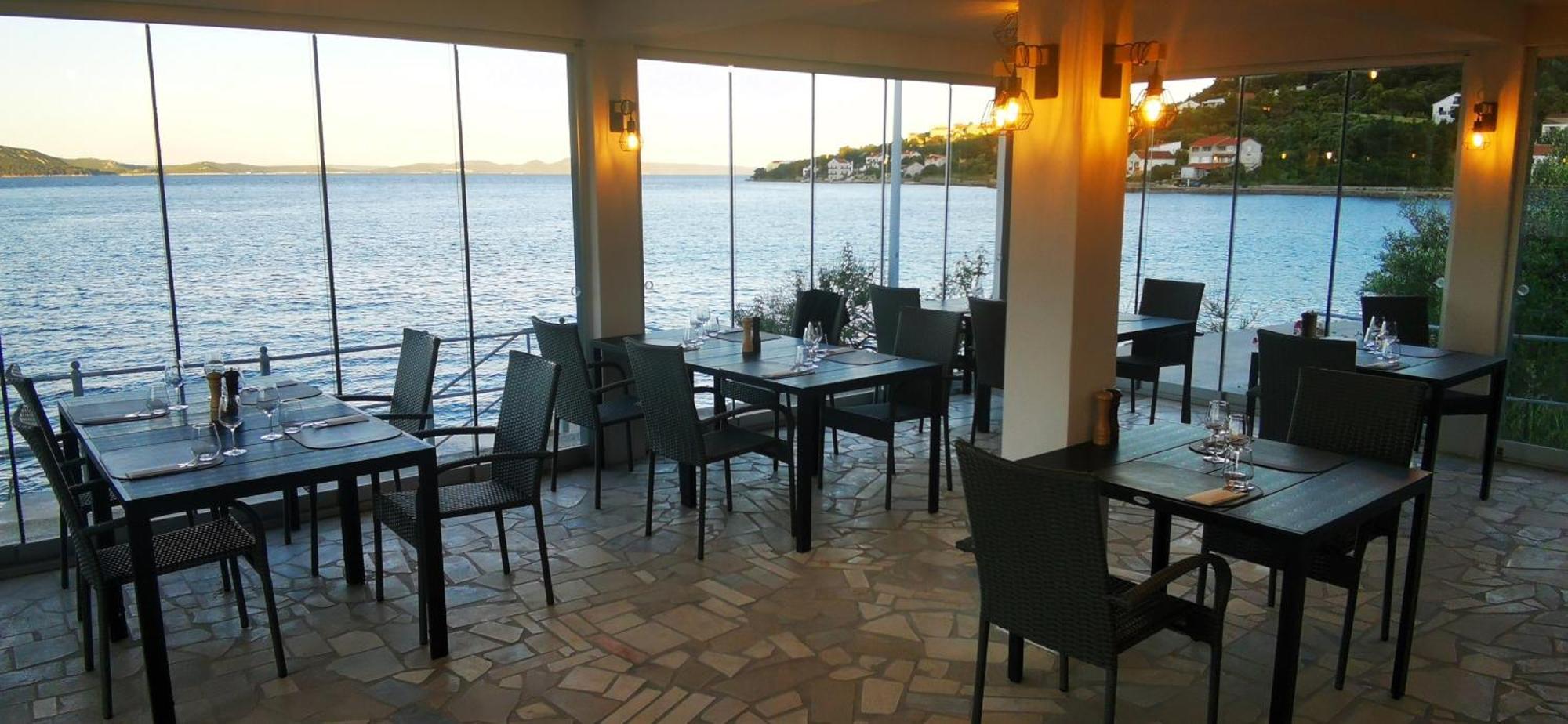 Villa Cortes Мали Иж Экстерьер фото